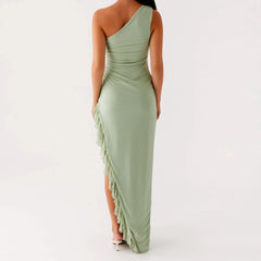 Ärmelloses One-Shoulder-Kleid mit figurbetonter Silhouette