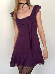 Rüschen-Minikleid, ärmellos, mit eckigem Kragen
