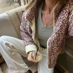 Gesteppte Strickjacke mit Stehkragen und Blumenmuster