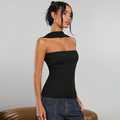 Tornova trägerloses Hot Crop Top