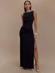 Gerafftes, figurbetontes Maxikleid mit O-Ausschnitt und Schlitz