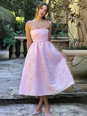 Jacquard-Midikleid mit Taillenwickel, A-Linie