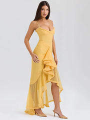 Gelbes, figurbetontes Maxikleid mit Rüschen und Drapierung
