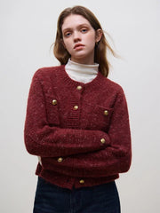Kurzer, dicker Strickcardigan aus Wolle mit Knöpfen