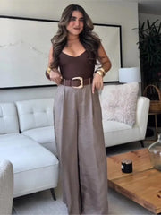 Satinhose mit Gürtel, weitem Bein und Taschen