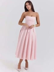 Plissiertes, trägerloses A-Linien-Midikleid