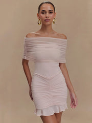 Trägerloses, gerüschtes Mini-Bodycon-Kleid aus Mesh