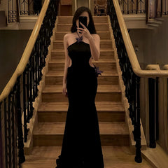 Transparentes Maxikleid mit Schmetterlingsapplikationen