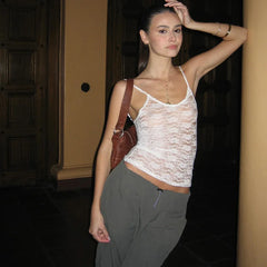 Transparentes weißes Spitzen-Crop-Top