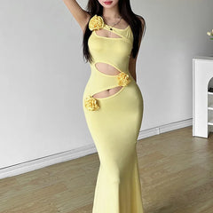 Gelbes Midikleid mit 3D-Blumenausschnitt