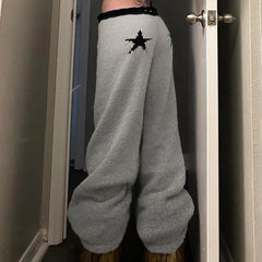 Strickhose mit Sternenmuster und ausgestelltem Rock