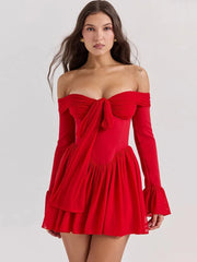 Rotes, trägerloses, ausgestelltes, plissiertes Bodycon-Kleid