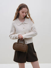 Graue Strickjacke mit Rollkragen aus Wolle und Knöpfen