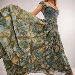 Bedrucktes Chiffon-Kleid im Boho-Stil mit kurzen Ärmeln und A-Linien-Schnitt