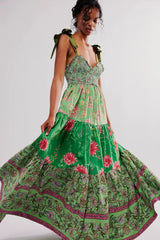Ärmelloses Boho-Kleid mit gerafftem Brustgurt und Blumenmuster