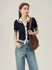 Sommerstrickjacke mit kontrastierendem Polokragen