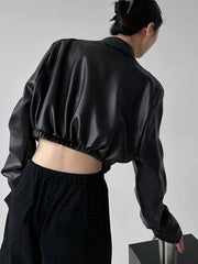 Schwarzer PU-Retro-Crop-Mantel mit Revers