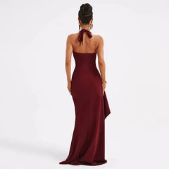 Neckholder-Maxikleid mit V-Ausschnitt und Schlitz