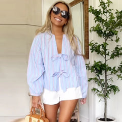 Gestreifte, kurze Oversize-Bluse