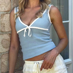 Trägerloses Stricktop mit Blumenmuster