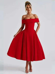 Midikleid mit schulterfreiem Bund und Wickeloptik