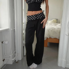 Bedruckte, schmal geschnittene Clubhose mit schmalem Bund