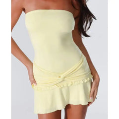 Einfarbiges, figurbetontes Rüschenkleid