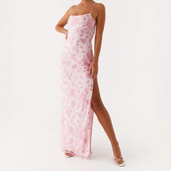 Paillettenbesetztes, figurbetontes Cami-Kleid mit Schlitz