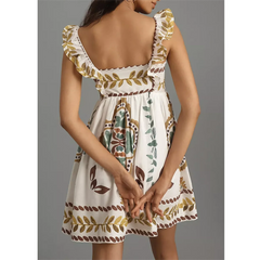 Süßes, gerüschtes A-Linien-Minikleid mit Blumenmuster