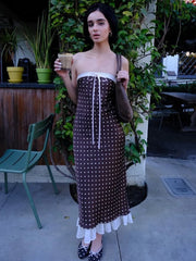 Trägerloses Midikleid aus Spitze mit Polka-Dots