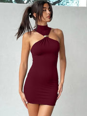 Minikleid mit Rollkragen, Metallrahmen und schulterfreiem Oberteil