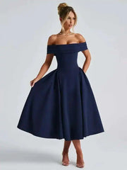 Midikleid mit schulterfreiem Bund und Wickeloptik