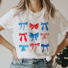 T-Shirt im koketten Stil mit Schleifenprint