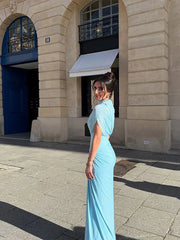 Blaues, plissiertes Maxikleid in A-Linie mit Schalkragen