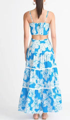 Trägerloses, fließendes Sommerkleid mit Blumenmuster in Blau 