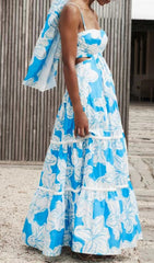 Trägerloses, fließendes Sommerkleid mit Blumenmuster in Blau 
