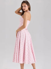 Geblümtes, trägerloses A-Linien-Midikleid
