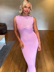 Plissiertes Maxikleid aus wellenförmigem Strickspitze