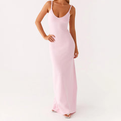 Maxikleid mit Spaghettiträgern und Cut-Outs
