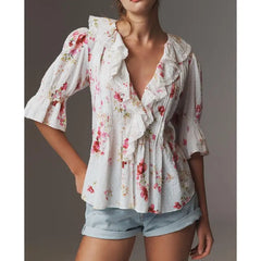 Bluse mit Rüschenbesatz und Schweizer Punktmuster
