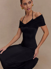 Schulterfreies, trägerloses Maxikleid