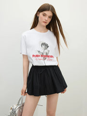 Kühlendes Tencel-T-Shirt mit Rosenmuster
