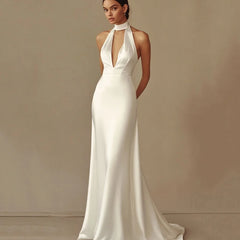 A-Linien-Abendkleid mit rückenfreiem, schlichtem Neckholder-Kleid