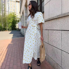 Midikleid mit Blumenmuster, V-Ausschnitt, A-Linie und Schlitz
