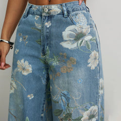 Jeans mit Blumenmuster