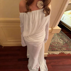 Maxi-Abendkleid mit einem Schulterausschnitt und durchsichtigem Mesh-Einteiler