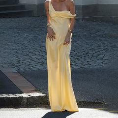 Satin-Maxikleid mit One-Shoulder-Halterkleid