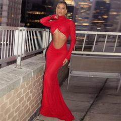 Rotes Maxikleid mit Raffungen und Cut-outs
