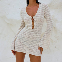 Einfarbiges, figurbetontes Kleid mit Hohlsaum