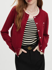 Strickjacke mit Schleife und Kontrastnähten